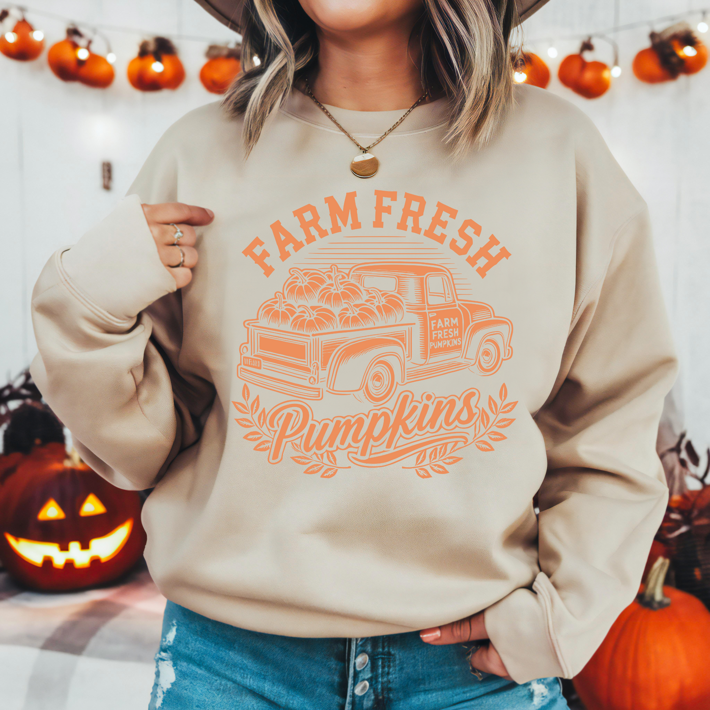 Farm Fresh Pumpkins Gildan™️ Crewneck Sweatshirt